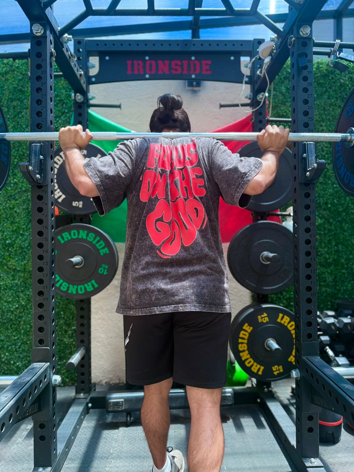 Playera PHASE1 "Focus On Good" NEGRO/ROJO